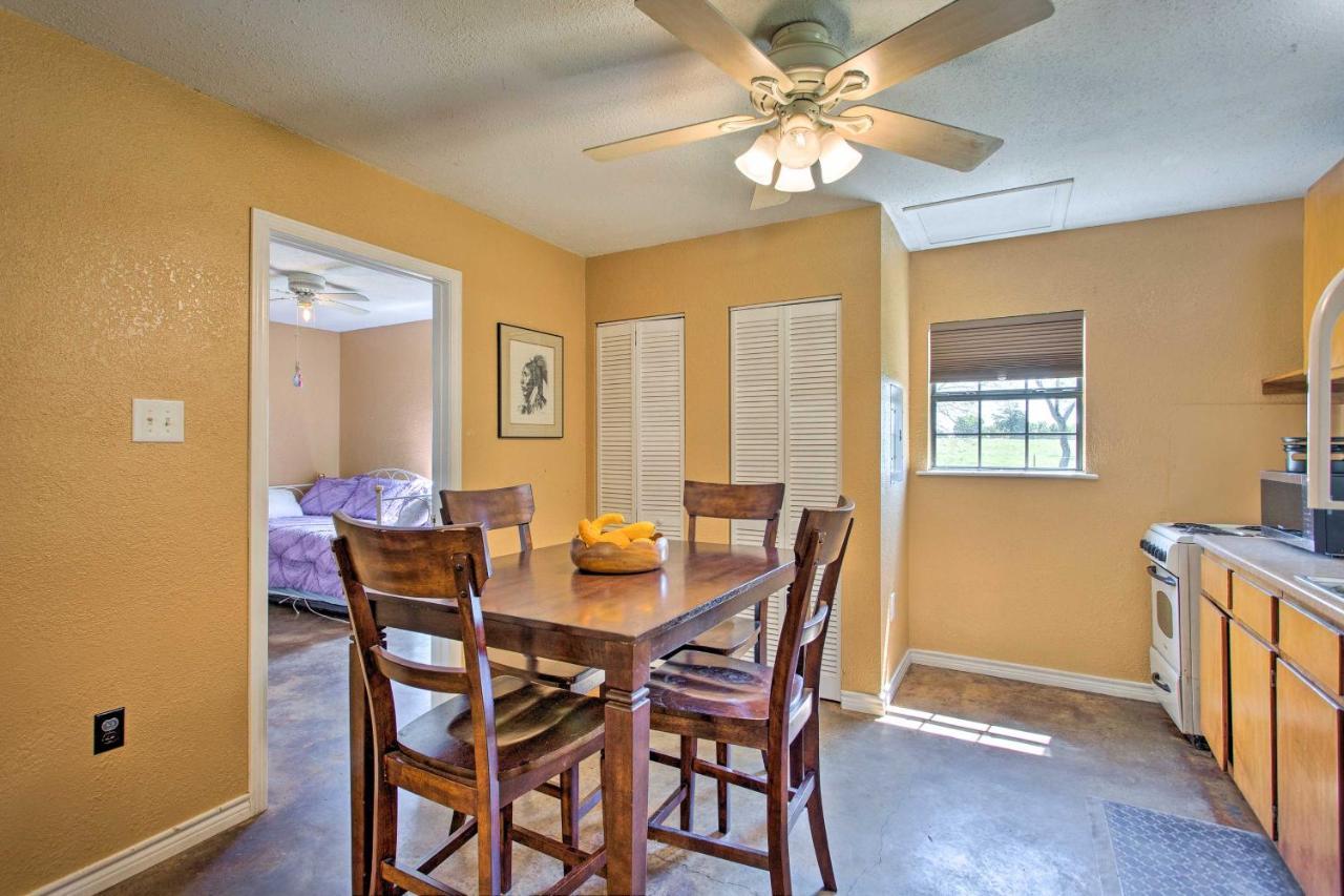 Texas Cabin On 130 Acres Walk To Lake Ray Roberts Collinsville Exterior foto